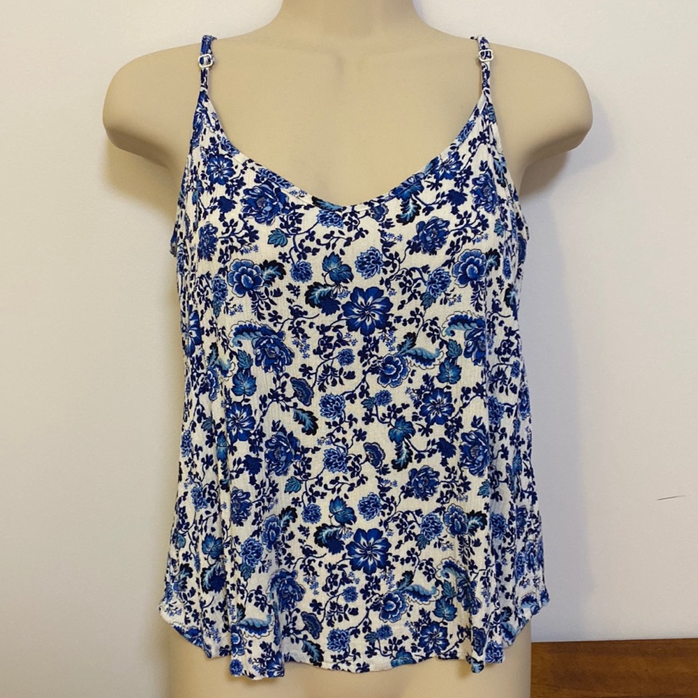 H&M Divided Blue and White Floral Tank Top